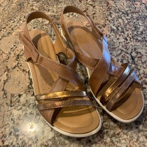 Ecco women’s sandals size 39 / 8